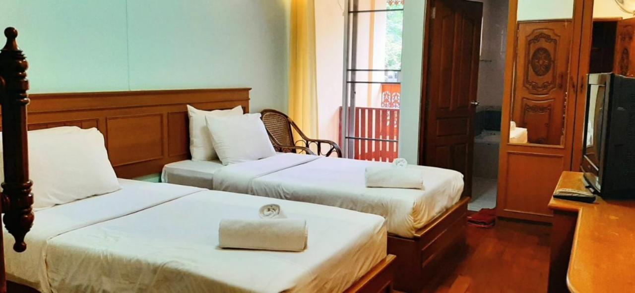 Your House 3 Guest House Chiang Mai Exterior photo