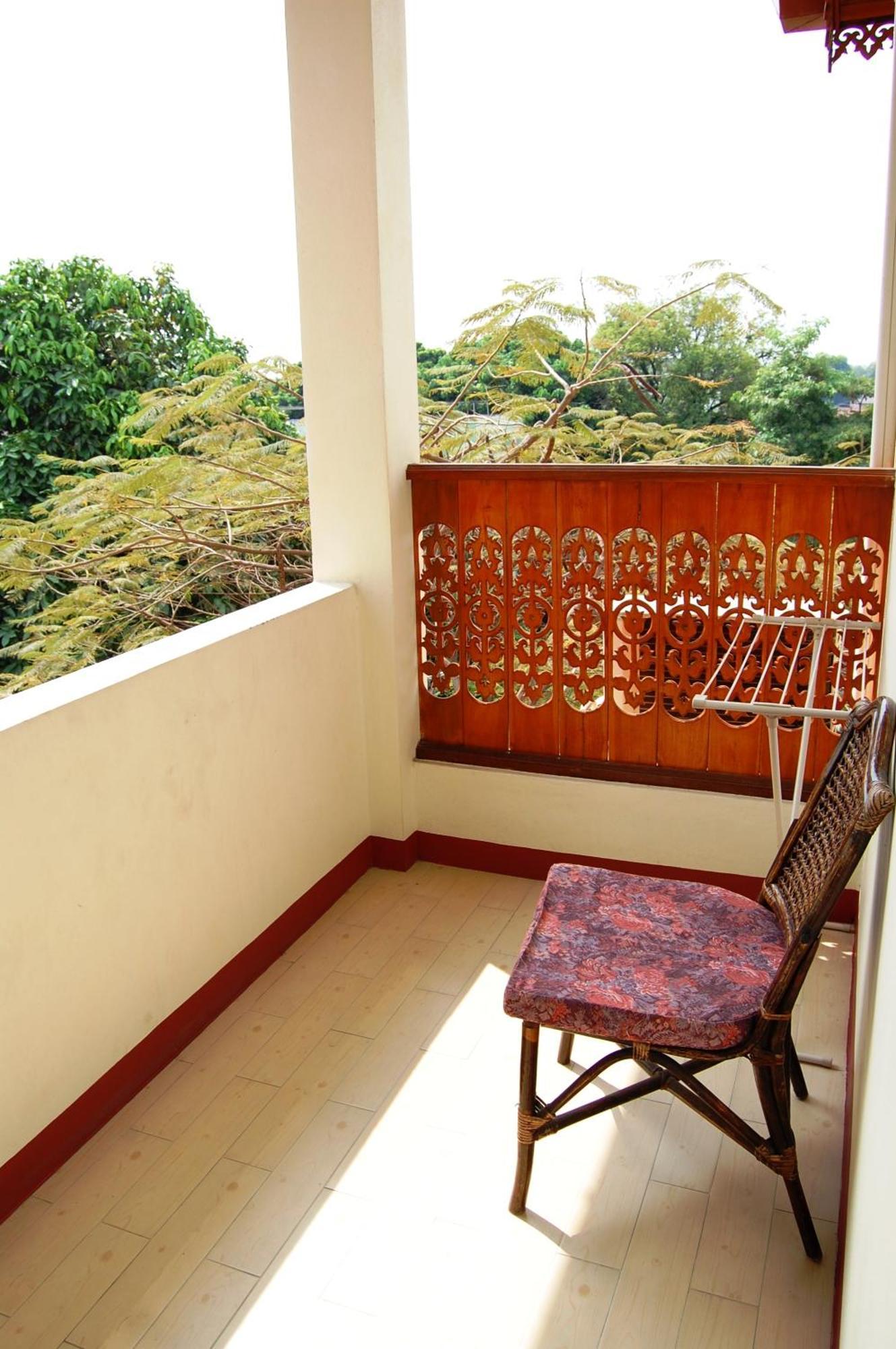 Your House 3 Guest House Chiang Mai Exterior photo