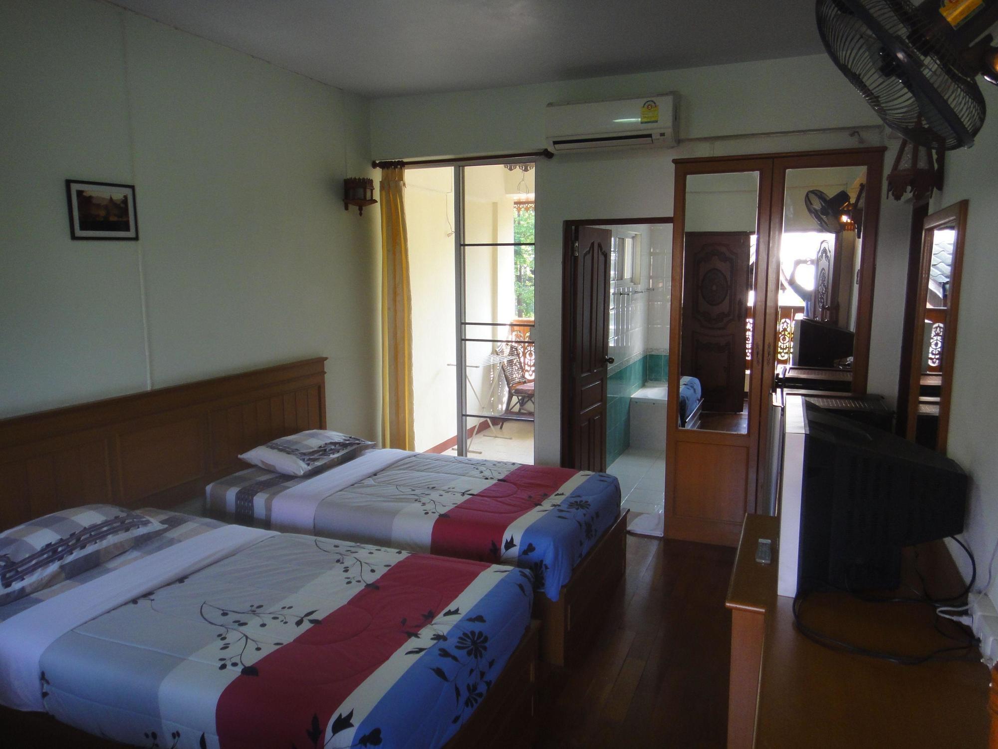 Your House 3 Guest House Chiang Mai Exterior photo